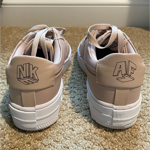 Nike AF1 | Like New | Women’s 7M - dusty rose - Picture 4 of 4